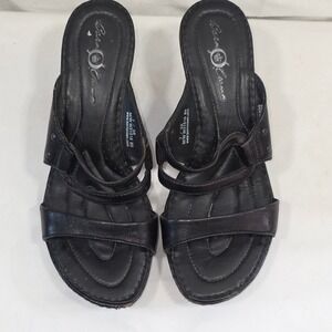 Born Crown Black Leather Multi Strap Slide Sandals Heels W31516‎ Size 7